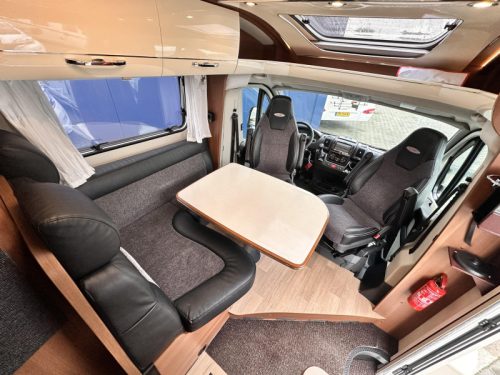 LMC Passion T 663 G 2000&euro; d'options suppl&eacute;mentaires gratuites photo : 20