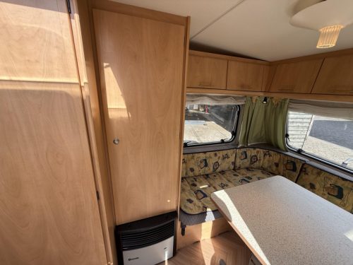 B&uuml;rstner Ventana Avantgarde 480 TK STAPELBE RONDZIT 5/6PERS Foto: 12