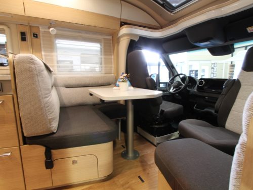 HYMER B690MC photo: 3