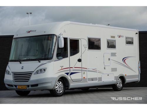 Frankia T680BD | Holiday Class | 130Pk | C&aacute;mara de marcha atr&aacute;s | Panel solar | 16'' foto: 23