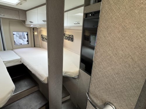 Karmann Davis 620 single beds automatic !! photo: 19