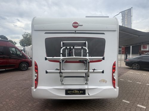 B&uuml;rstner Ixeo Time IT 726 lengte bedden+hefbed 131 pk elktr fietsenrek luifel camera grote garage zonnepaneel tv xxl koelkast remis plisse foto: 5