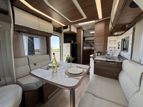 Rapido 666 F Automatic Single beds photo: 10