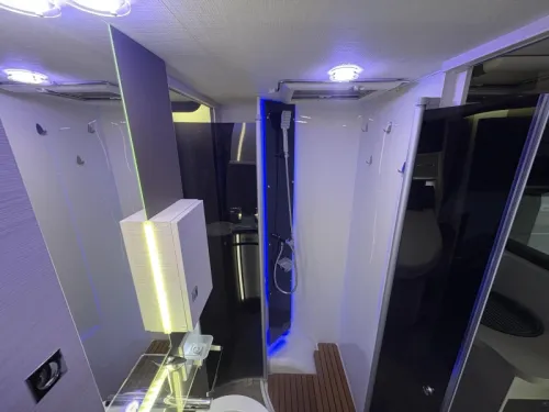 Chausson Welcome 728 EB Queensbed / cama basculante foto: 12
