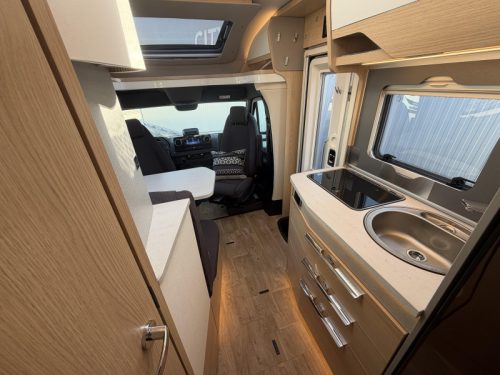 Hymer B-MC T 580 XXL-bed Bater&iacute;a de litio 2025 foto: 8