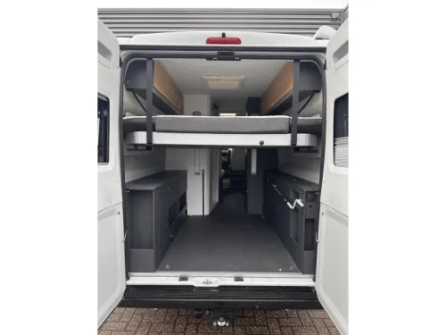 Adria Twin 640 SGX 140PS Automatik Anh&auml;ngerkupplung Foto: 4
