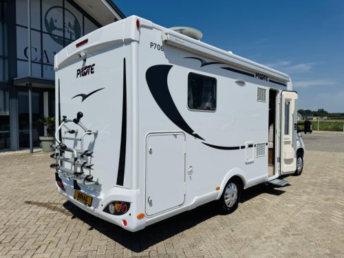 Pilote Essentiel P 706 Queensbed Pop-top roof photo: 5