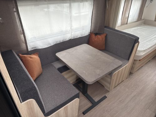 Hobby De Luxe 460 SL Modell 2027 Foto: 6