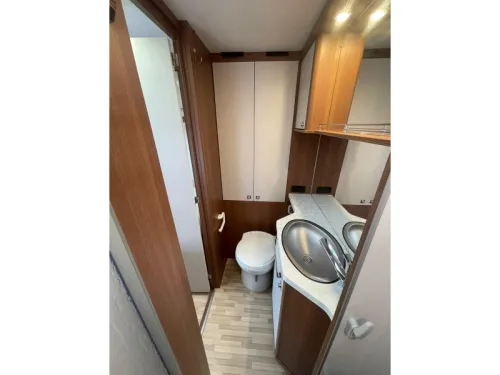 LMC Blackline 712 T Lits Jumeaux 30000 km photo : 21