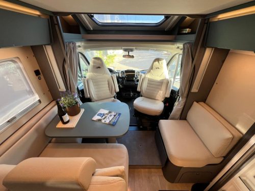 Laika Kosmo 319 automatic single beds photo: 1