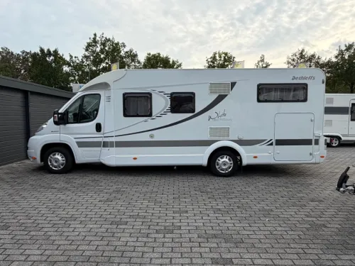 Dethleffs Esprit 6870 I GARAGE/GROSSES BETT/SCH Foto: 3