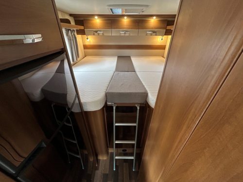 Knaus Van I 600 ME Pop-top roof, Solar, Satellite dish  photo: 17