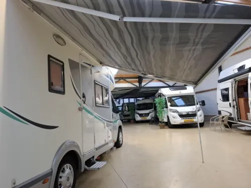 Chausson Sweet MAXI 670 130HP Lift Bed Air Conditioning photo: 4