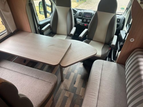 Knaus Sky Wave 650 MF Foto: 8