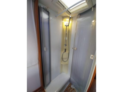 Adria Matrix M 670 SC 5 seatbelts, solar and TV photo: 11