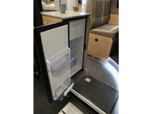 Dethleffs Globetrail 640 ES 95-YEARS AUTOMATIK Foto: 6