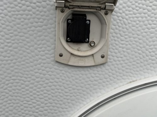 Knaus SUDWIND 460 QU Foto: 6