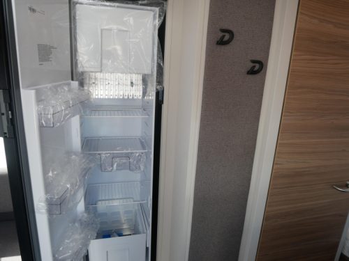 Dethleffs Nomad 460 EL GRATIS MOVER en AIRCO  foto: 4