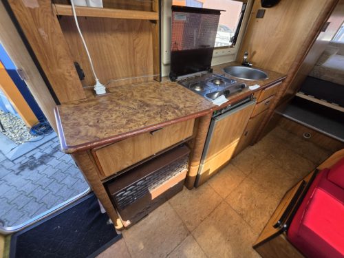 Hymer S 660 AUTOMATIC MERCEDES 6 BERTH photo: 9