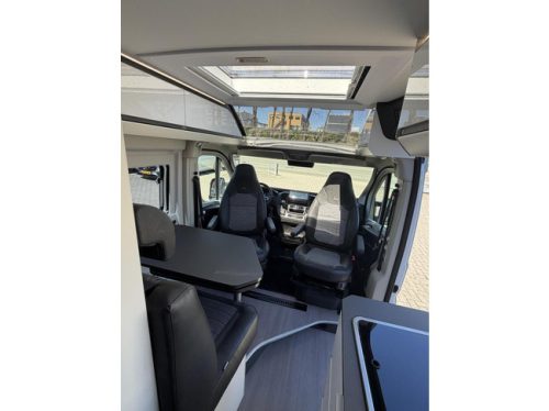 Adria Twin Supreme 640 SGX 9T-Automatic Solar panel Lithium Maxxfan photo: 12