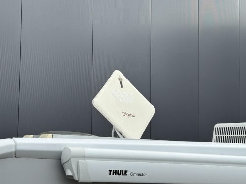 Knaus Van I 600 ME Pop-top roof, Solar, Satellite dish photo: 5