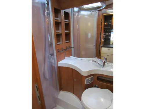 Carthago C-Tourer T143, Single beds photo: 3