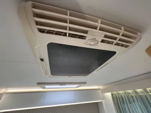 Adria Coral 670 DL LEVEL/AIRCO 2X/LPG INST. foto: 10