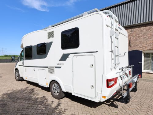 Adria Coral Axess 600 SL levelling system | bicycle rack photo: 1