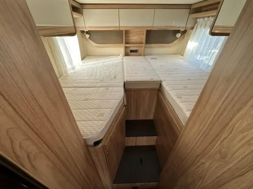 Hymer ML-T 580 -SEPARATE BEDS - AUTOMATIC photo: 13