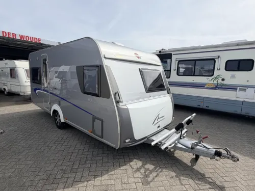 B&uuml;rstner Averso Fifty 460 TS Airco! Beautiful awning French bed photo: 0