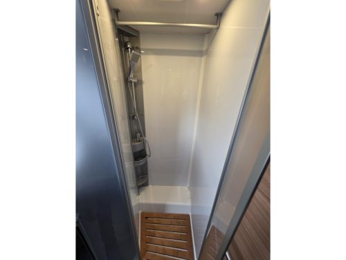 Dethleffs Just 90 T 7052 DBM Queensbett / Hubbett Foto: 20