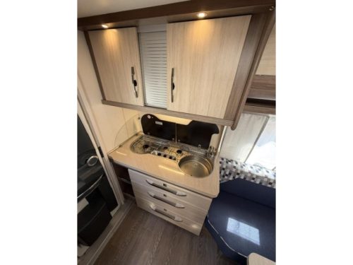 Hobby De Luxe 400 SFE Incl. Awning and Awning photo: 20