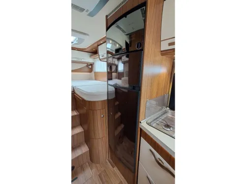 Hymer B 588 Airco / single beds/ E&P  photo: 10