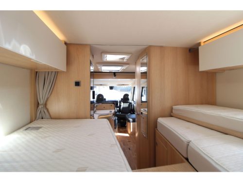 Hymer BMC-I 600 Single beds + Pop-top roof  photo: 30