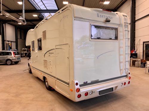 FORD KENTUCKY Motorhome Estro 5 | 2.4 137hp | 2x Air conditioning | 6 berths | Drive-Away awning photo: 10