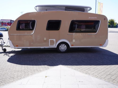 Dethleffs Tourist HD 460 WITH UNICO AWNING photo: 17