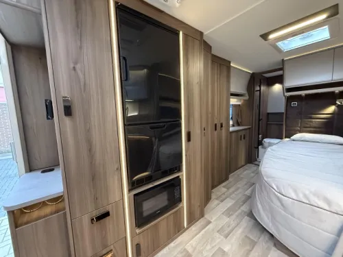Kabe Imperial 740 TDL Modell 2026 - E5 Aufteilung  Foto: 10