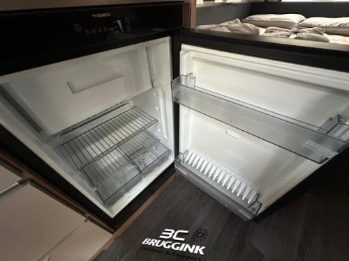 Knaus Sport 450 FU FRANZ&Ouml;SISCHES BETT Fu&szlig;bodenheizung Foto: 6