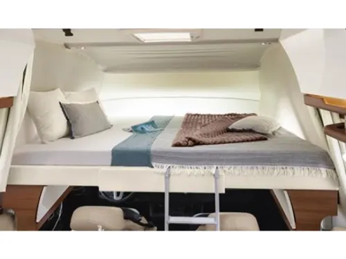 Rapido 666 F Single beds, Pop-top roof, Automatic  photo: 3