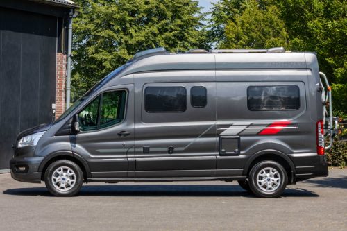 LMC Innovan photo: 34