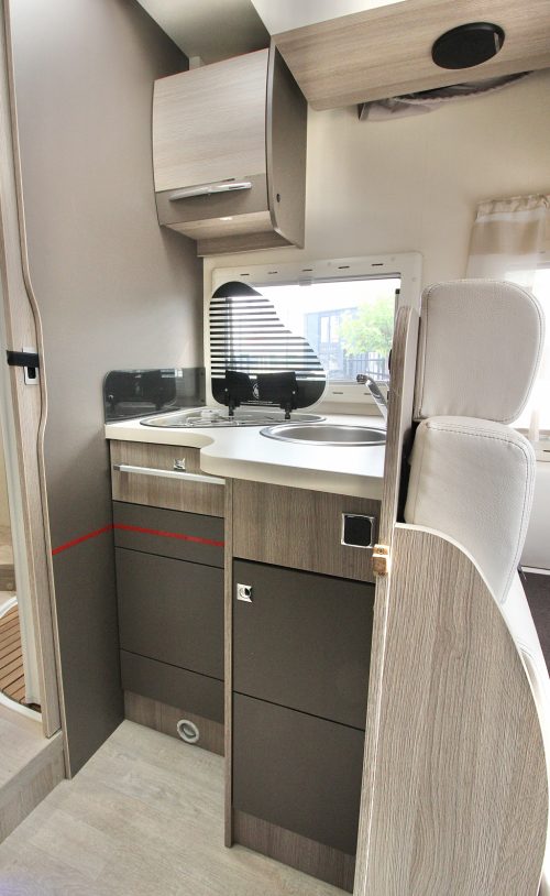 Challenger Genesis 288EB photo: 10