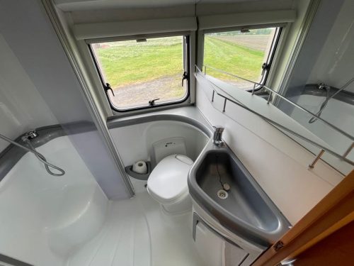 KNAUS R43 Foto: 12