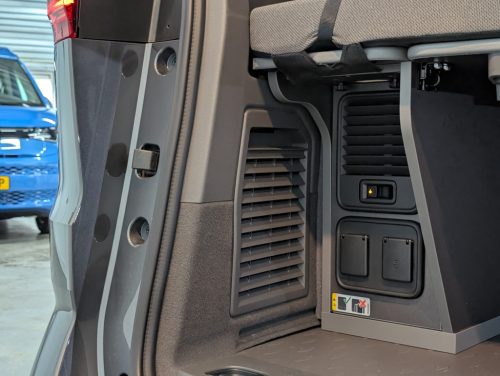 Volkswagen California photo: 36