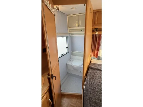 Fendt Platin 510 TF franz&ouml;sisches Bett Rundsitzgruppe Toilette Foto: 3