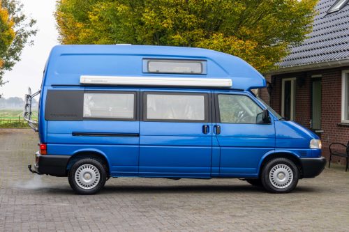 VOLKSWAGEN CALIFORNIA Foto: 2
