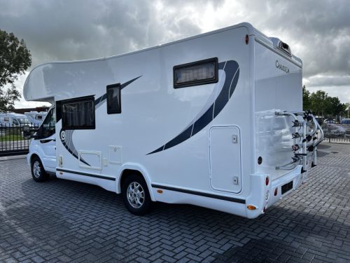 Chausson Flash 714 GA Festbett/Alkoven/Euro6/2017 Foto: 3