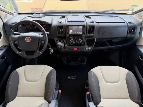 Weinsberg CARAHOME 700 DG / Kostenlose Unterbringung Foto: 7