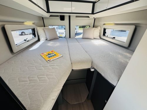 Adria Twin Supreme 640 SLB Einzelbetten Foto: 2
