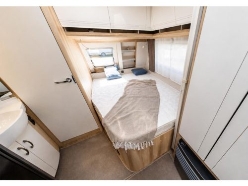 Hobby De Luxe 460 UFE photo: 6