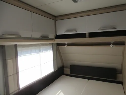 Knaus Sudwind 60 Years 450 FU VERY NEAT, FIXED AWNING photo: 6